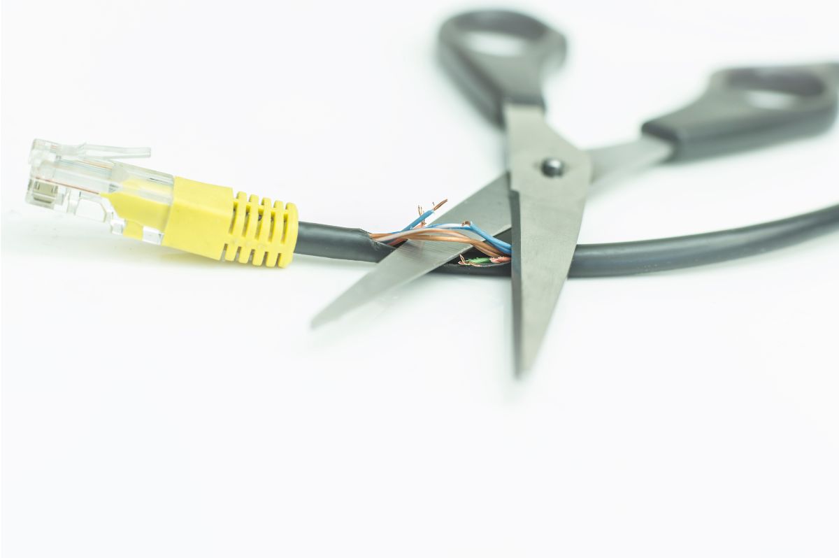 Authentication server connectivity issues