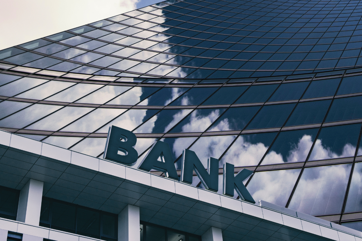 lateral movement in banking portnox